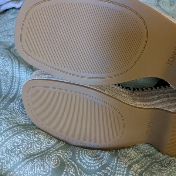 Toms Black Espadrille Sandals - Picture 6 of 8
